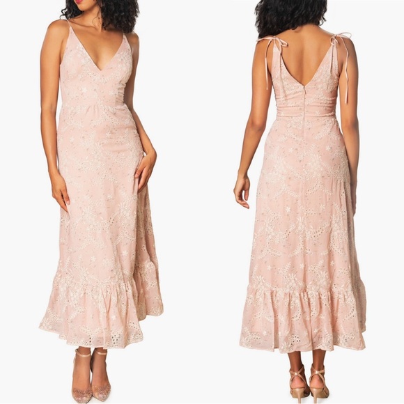 open lace back dress Amazon.com: Dress the Population Women's Sunny V-Neck Chiffon Maxi Dress,  Blush Multi, Small : Clothing, Shoes & Jewelry